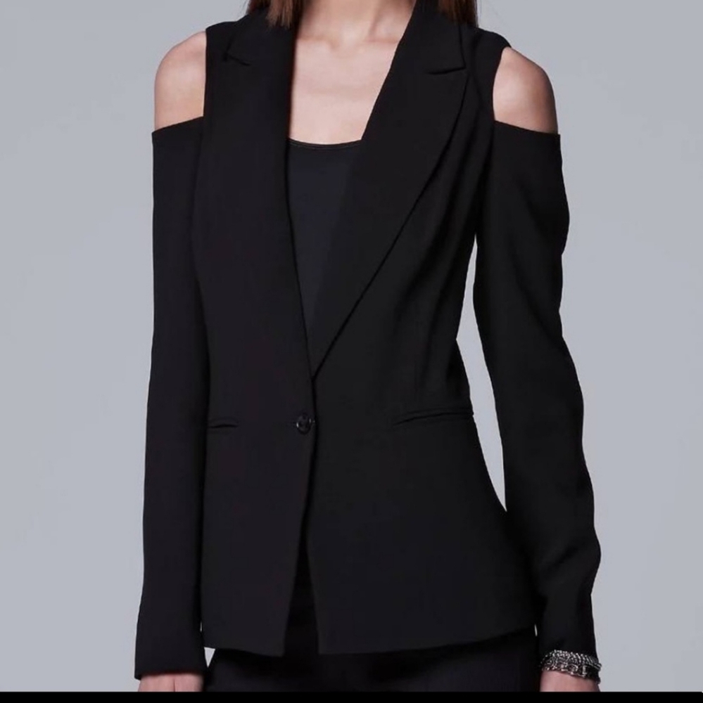 Vera Wang Cold Shoulder